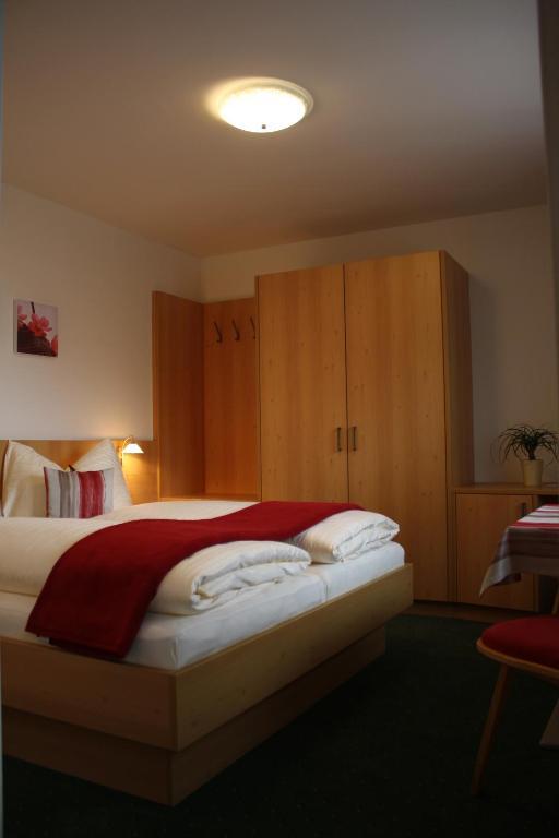 Zimmervermietung Babsy Bed & Breakfast Zell am See Room photo